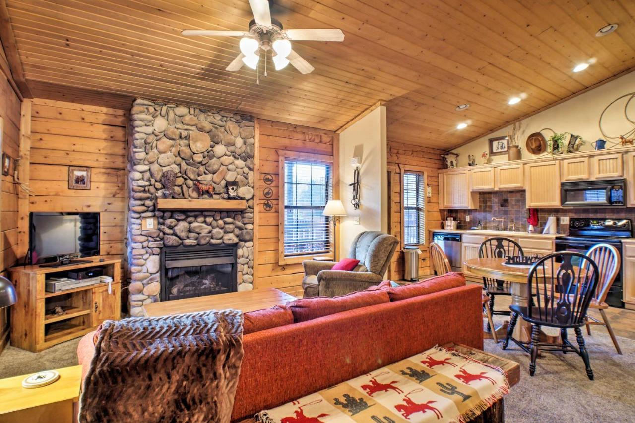 Cabin-Style Studio Right Off The Branson Strip! Apartment ภายนอก รูปภาพ