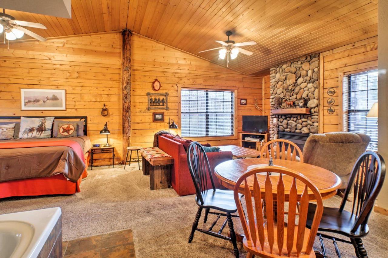 Cabin-Style Studio Right Off The Branson Strip! Apartment ภายนอก รูปภาพ