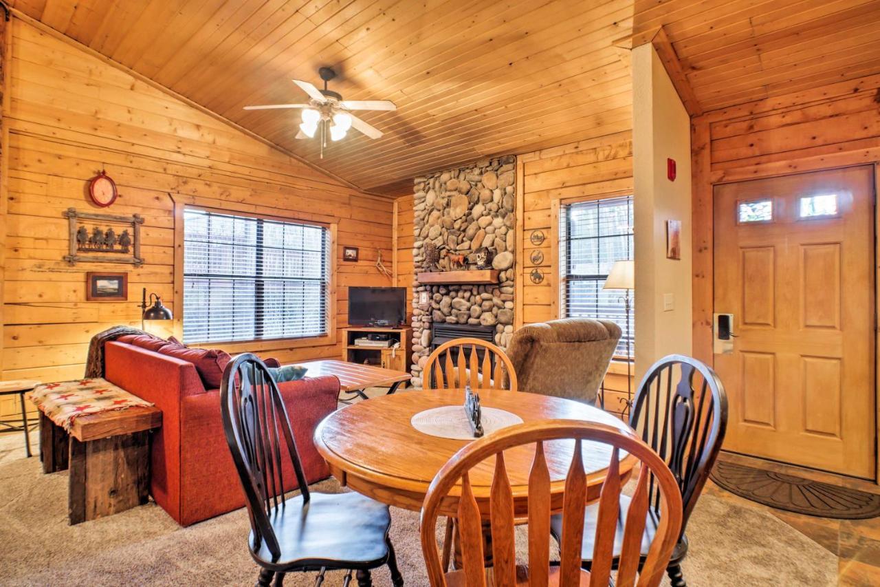 Cabin-Style Studio Right Off The Branson Strip! Apartment ภายนอก รูปภาพ
